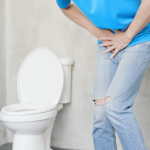 Urinar com muita frequência pode ser sinal de infecções, diabetes ou distúrbios urinários — saiba mais com Lawrence Aseba Tipo.