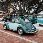 Diego Borges convida você a descobrir o charme atemporal dos carros antigos que nunca saem de moda.